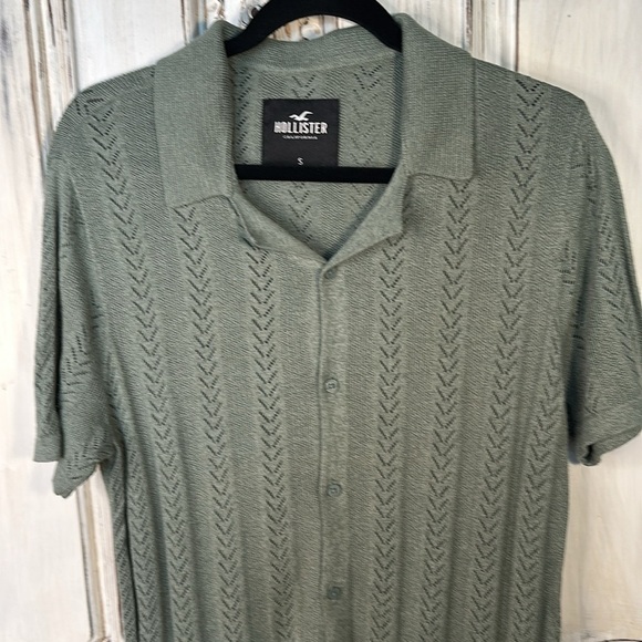 Men’s Hollister Lightweight Knit Short Sleeve cardigan Sweater Size S - Picture 2 of 8